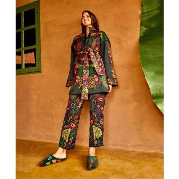 NEW FARM Rio Black Pants Embroidered Intricate Tropical Embroidery Satin Size M - Picture 1 of 15